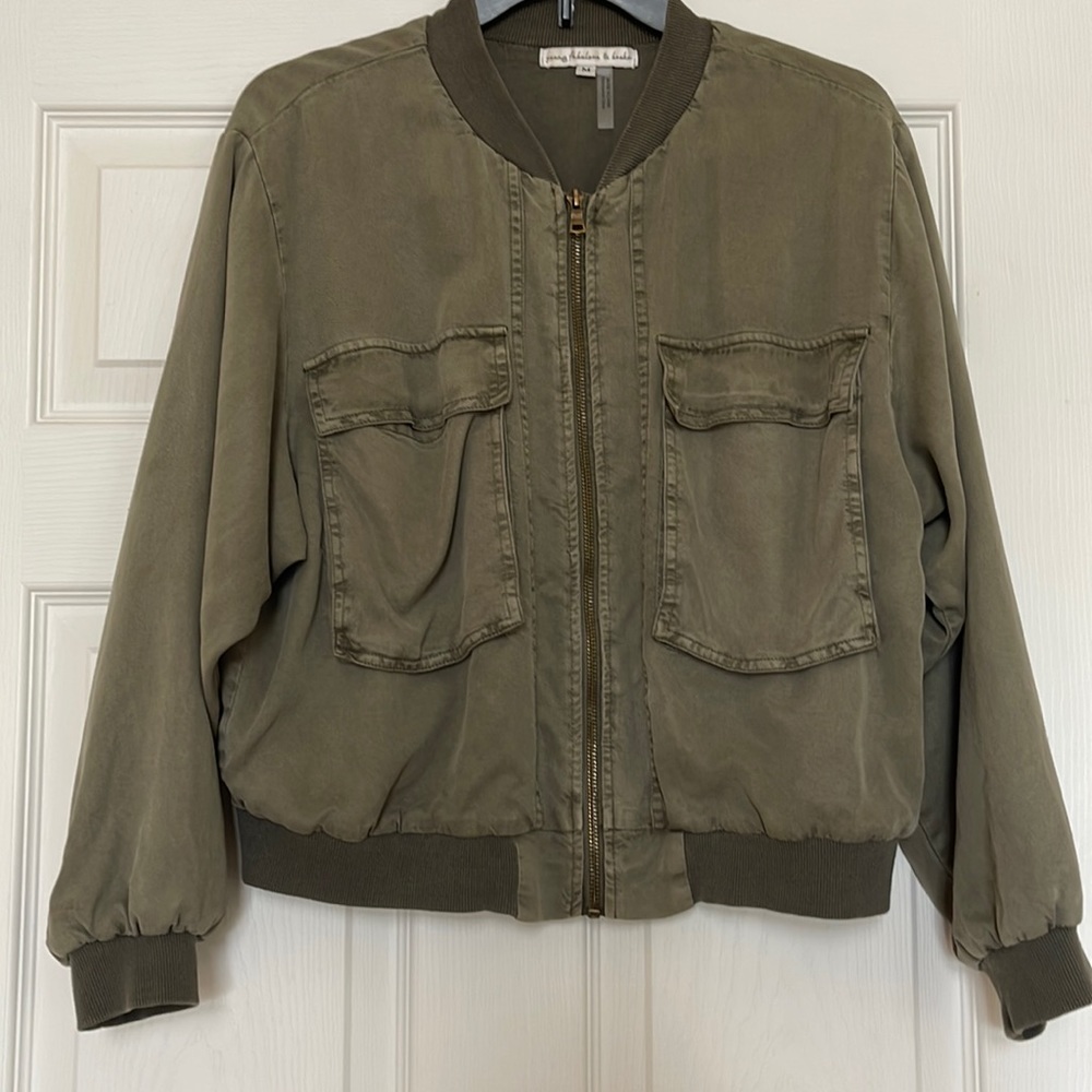 Young Fabulous and Broken: Women’s Bomber Jacket with Front Pockets Size M.